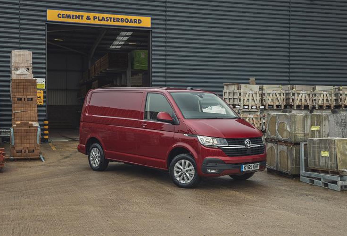 VOLKSWAGEN TRANSPORTER
