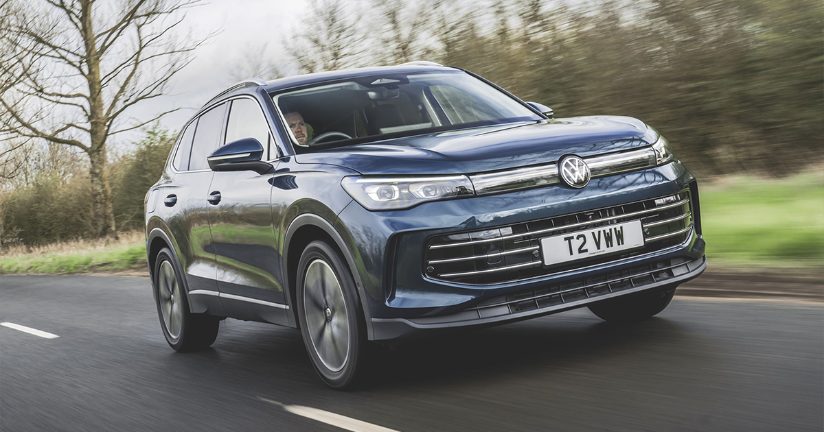 Front angle of a Volkswagen Tiguan driving