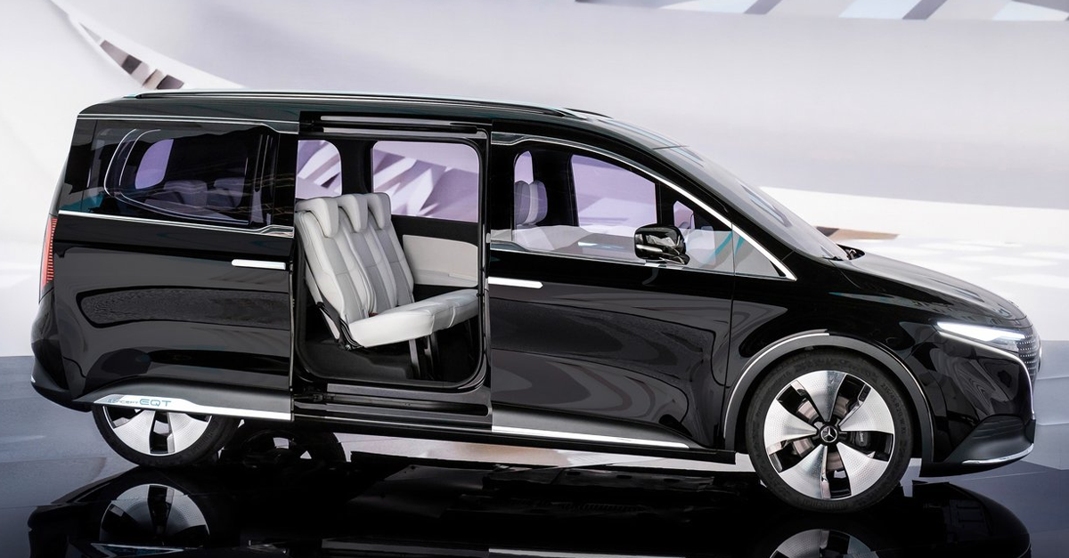 Side view of the Mercedes-Benz EQT concept with the sliding door open