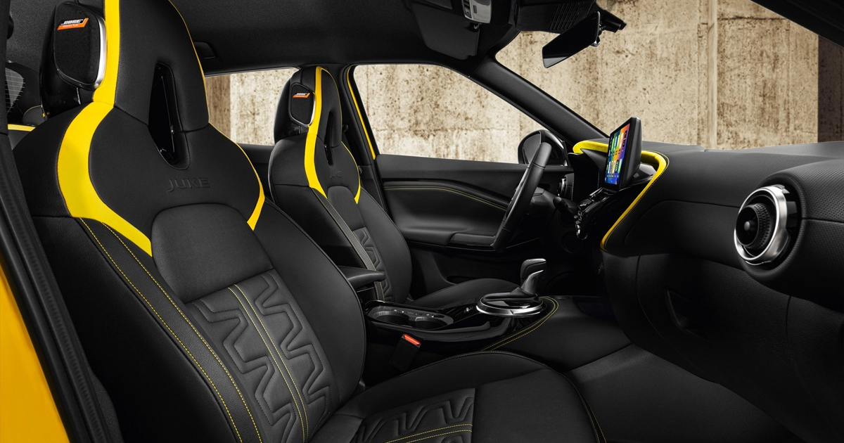 Interior view of the seats in a Nissan Juke