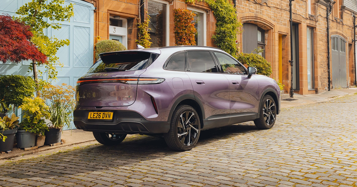 Rear angle of the LEPAS L8 parked