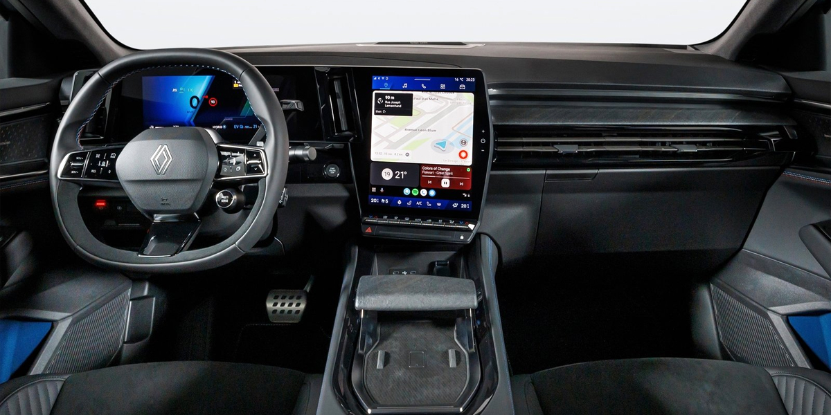 Interior view of the Renault Rafale
