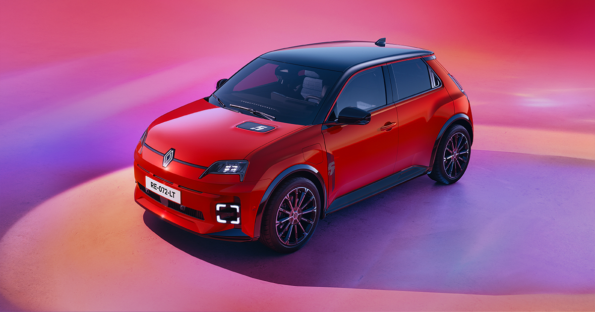 Updated Renault 5 in Flame Red