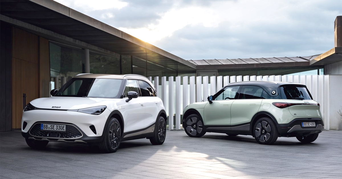 Two SMART #1s parked on a driveway