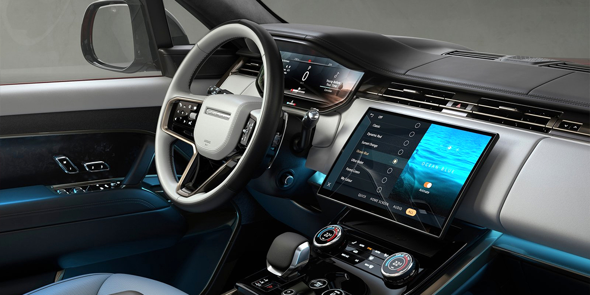 Interior view of the Land Rover Range Rover Sport