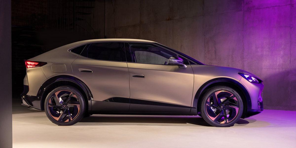Side view of a Cupra Tavascan