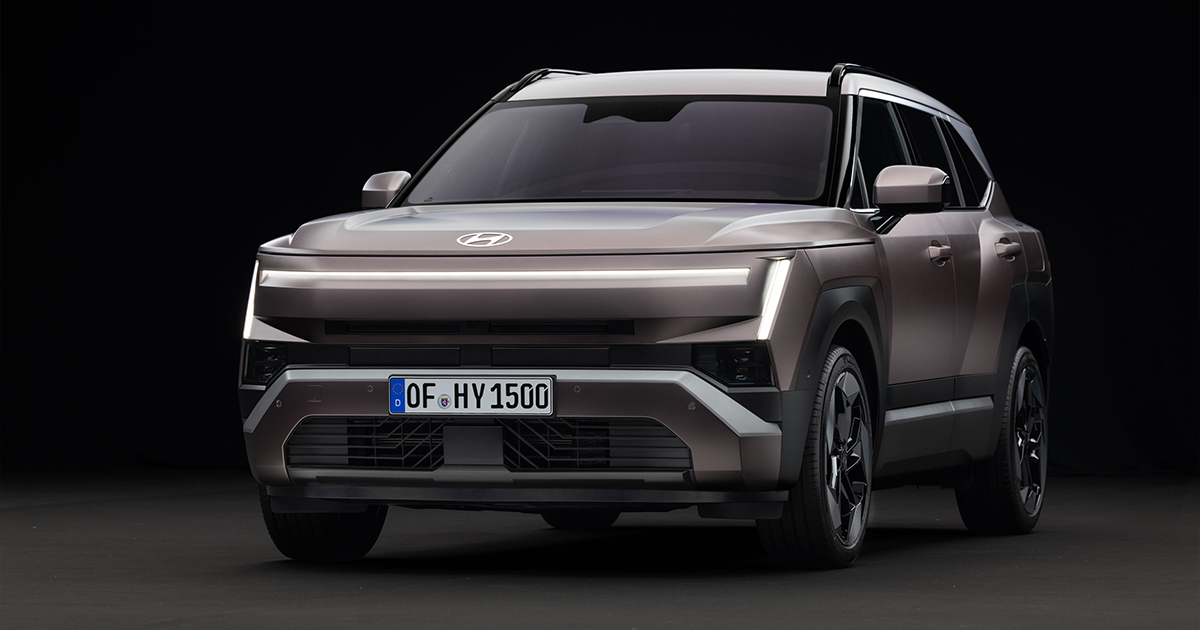 Front angle of the 2027 Hyundai Tucson SUV