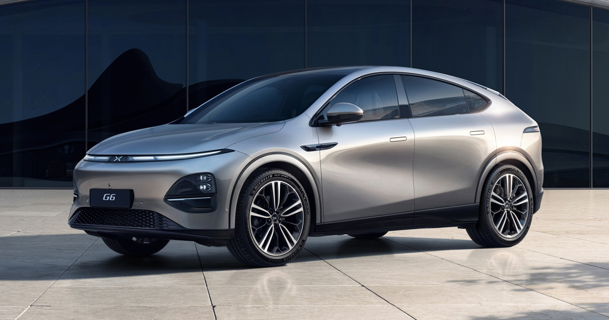 Front angle of a silver XPeng electric car