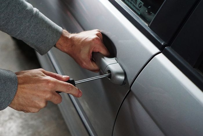 How do car immobilisers work?