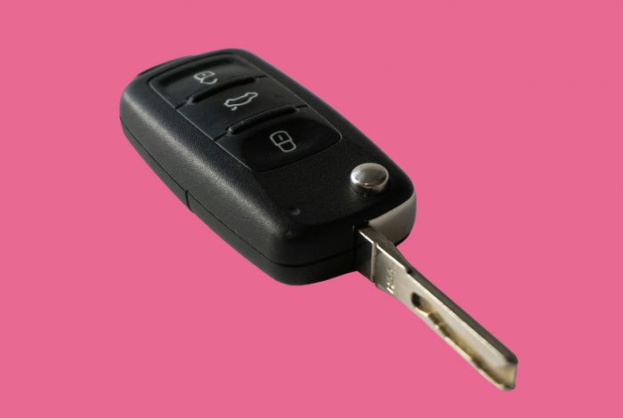 What to Consider Before Leasing a Minibus