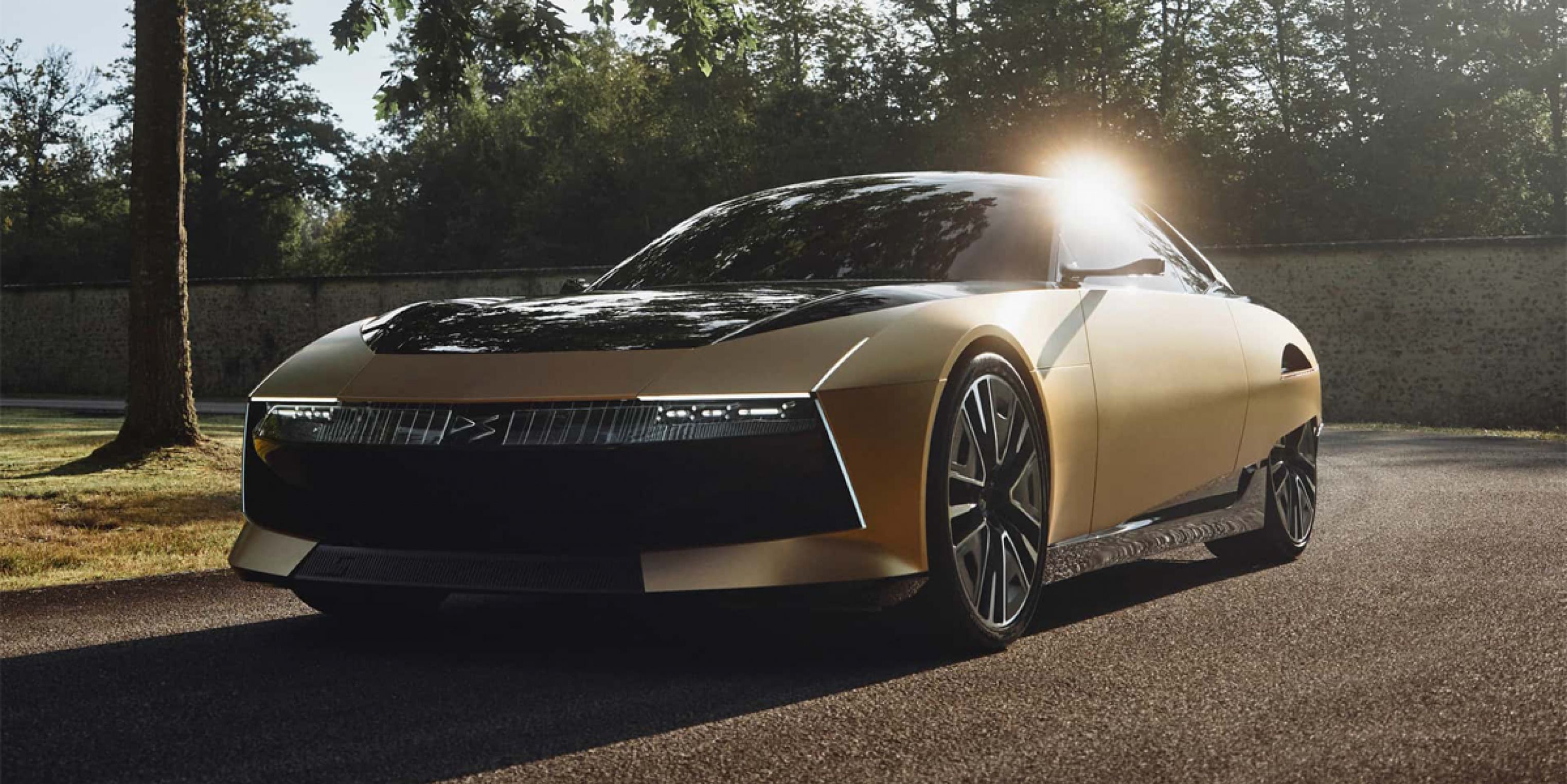 DS SM Tribute: A Striking Retro Concept | Jurni