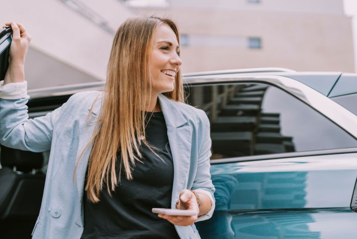 Should You Extend Your Vehicle Lease or Replace Your Vehicle?