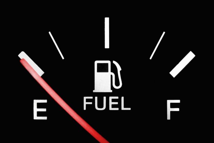 Cost of petrol hits highest level since 2013