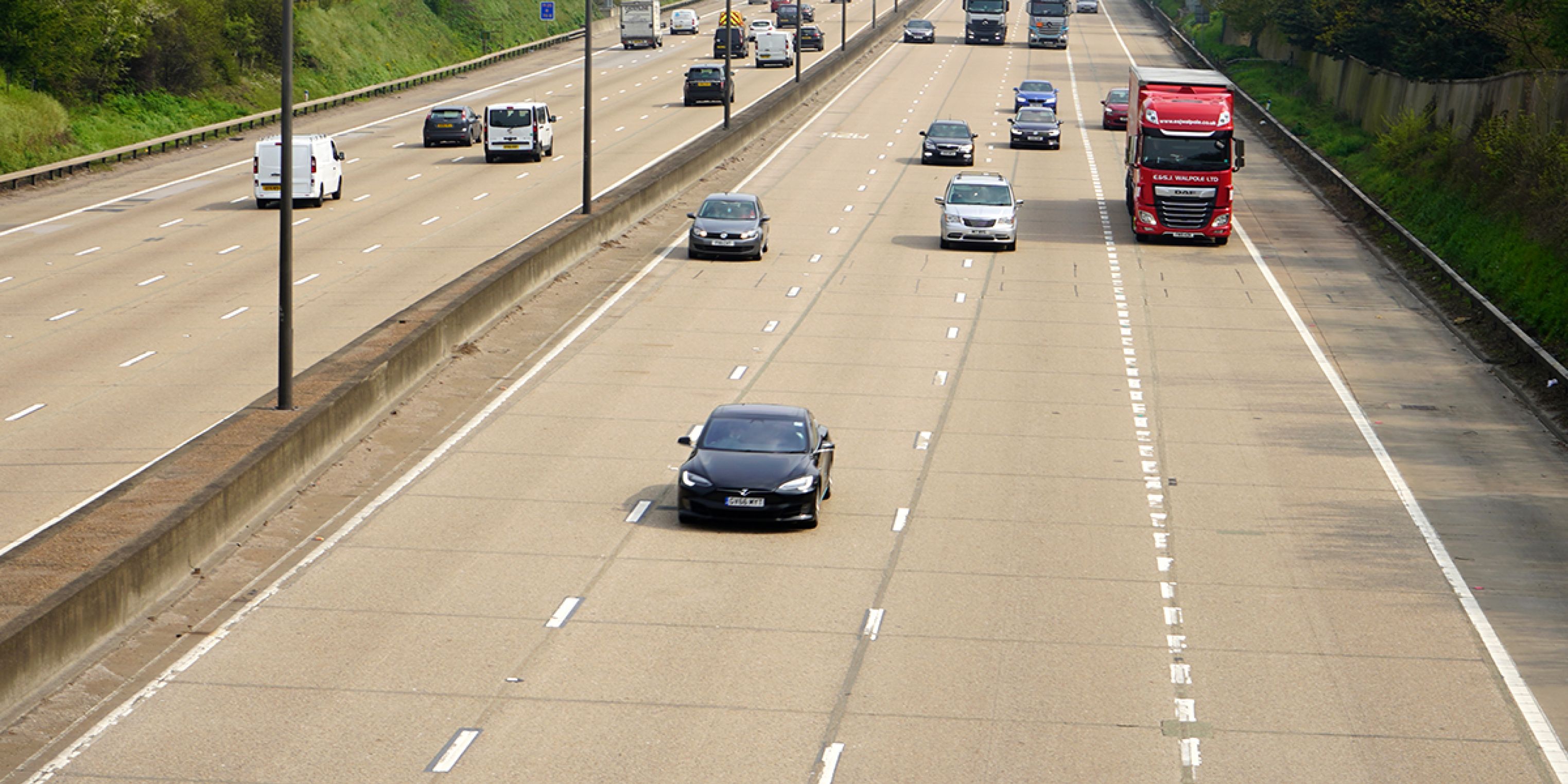 Why Is the M25 So Noisy? The Story Behind Its Concrete Road Surface