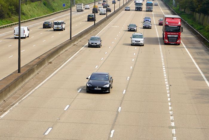 Why Is the M25 So Noisy? The Story Behind Its Concrete Road Surface