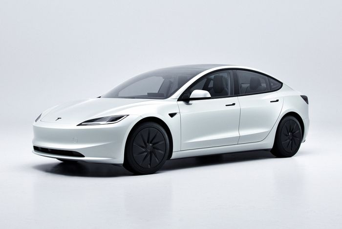 New Tesla Model 3 Standard: Prices Slashed on Entry-Level EV