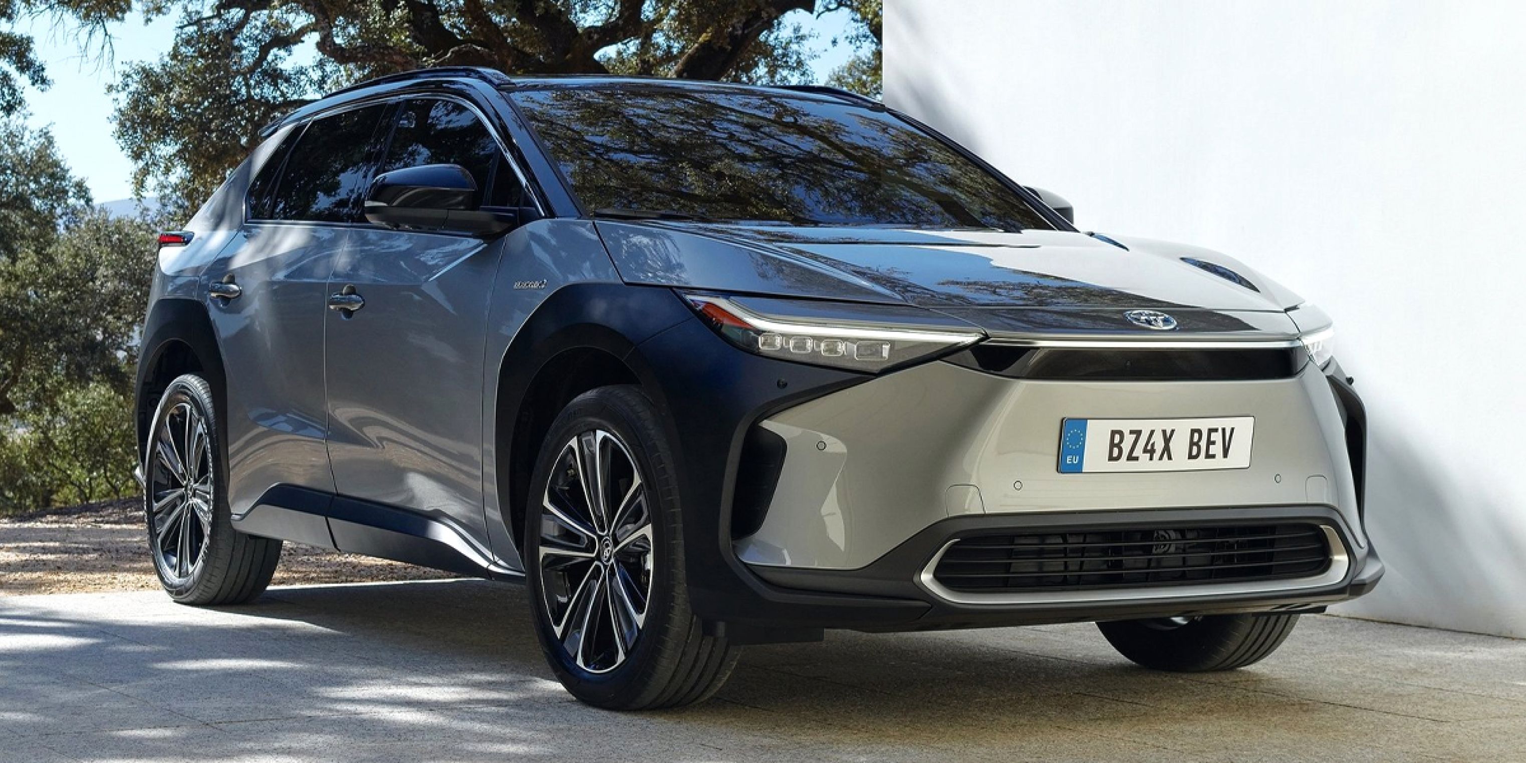 Are car names getting more complicated?