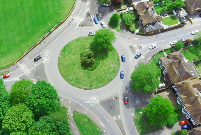 What is a Roundabout Slingshot – and is it Legal in the UK?